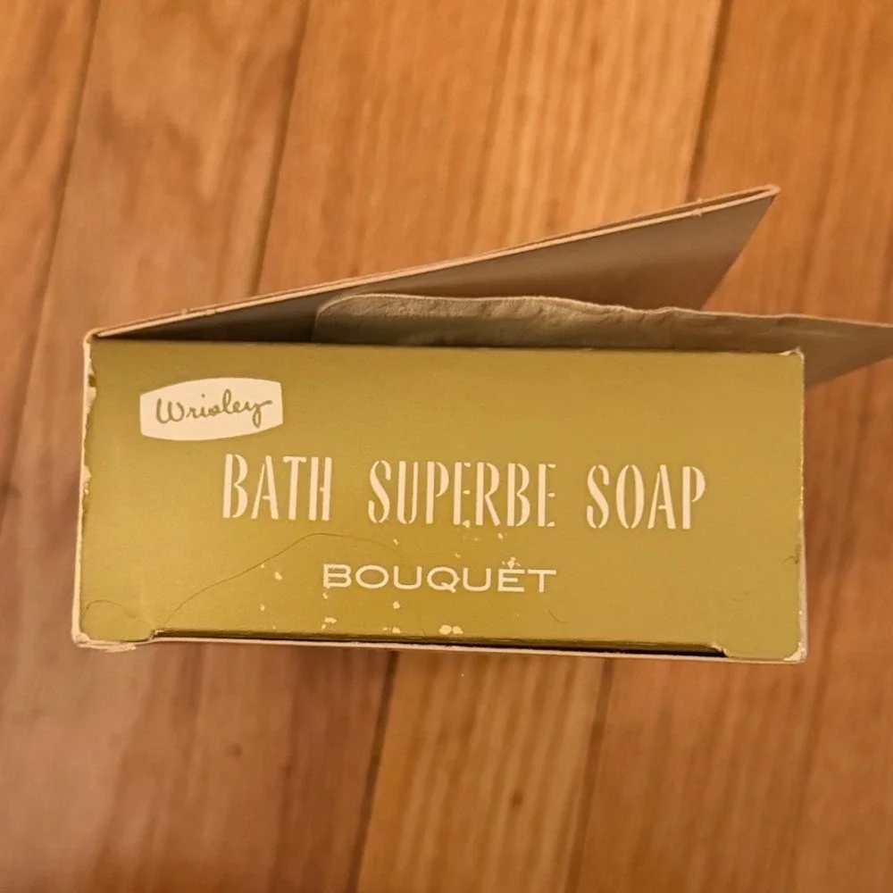 Wrisley vintage bath